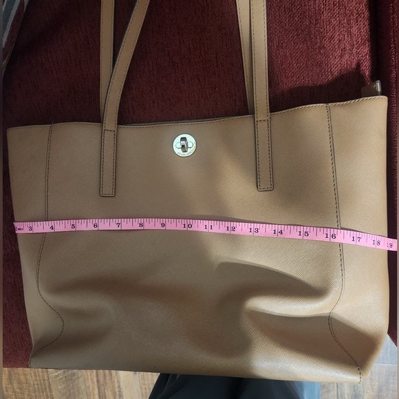 Michael Kors Extra Large Tote Purse - Picture 11 of 11